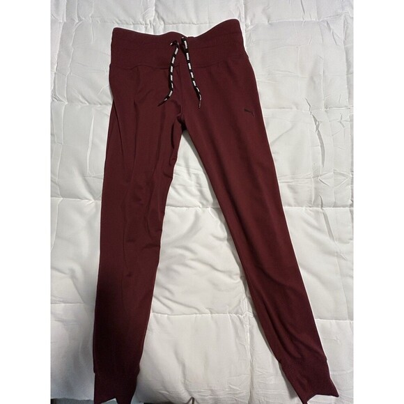 PUMA Women's Classics High Rise Joggers, Red Wine Large - Picture 1 of 6